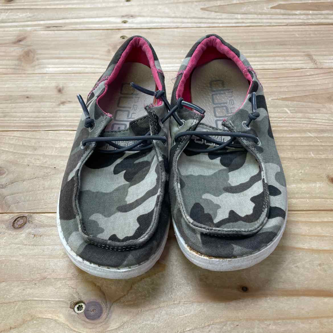 HEY DUDE WENDY CAMO SHOES K12