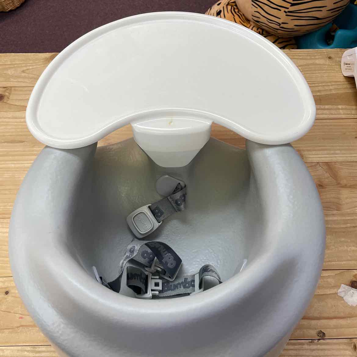BUMBO SEAT WITH TRAY