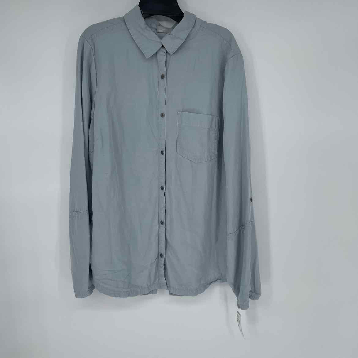 NEW! COLUMBIA BLUE BUTTON DOWN SHIRT L