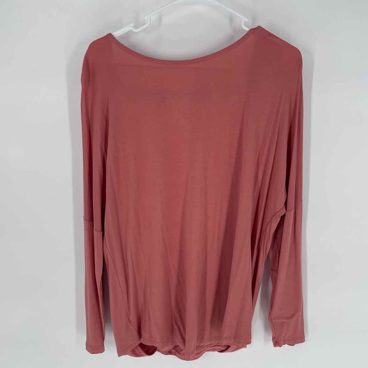 NEW! YELETE PINK TOP M