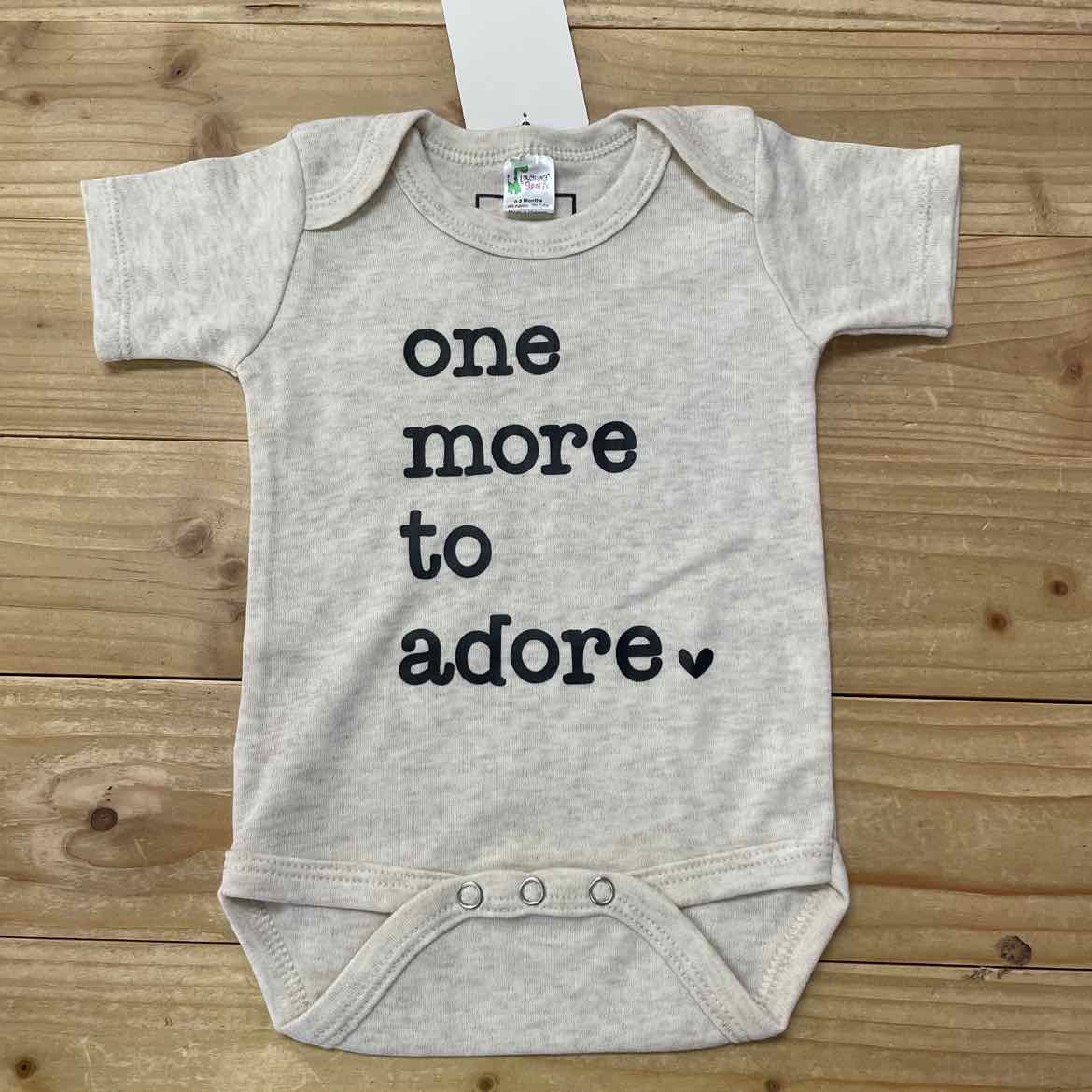 NEW! LAUGHING GIRAFFE ADORE ONESIE 0-3 MOS