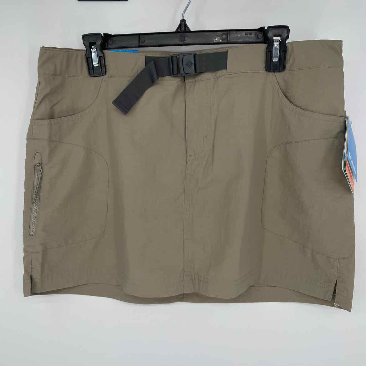 NEW! COLUMBIA SKIRT 12