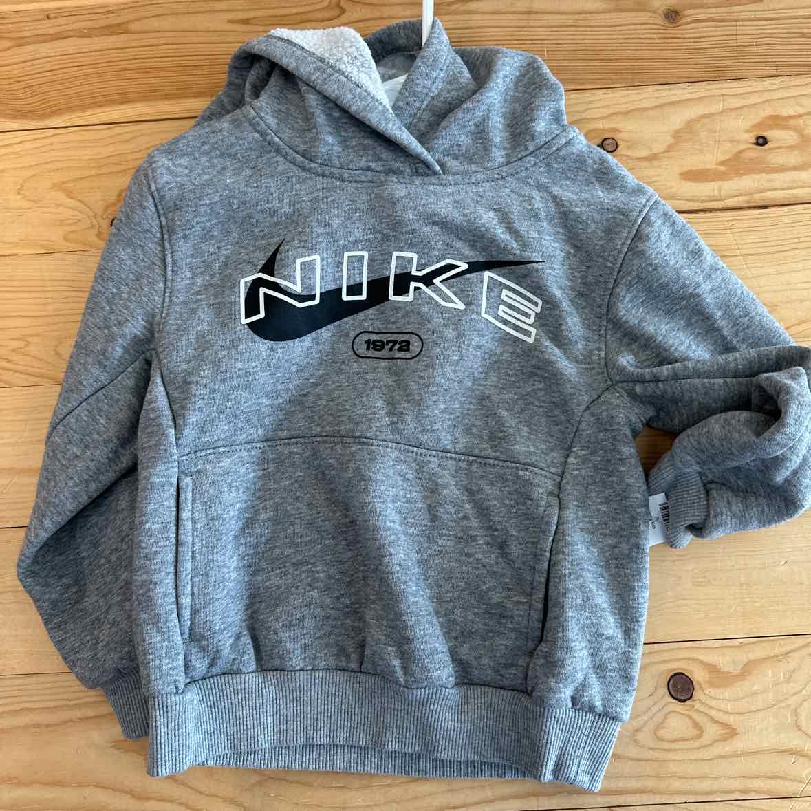 NIKE HOODIE 4