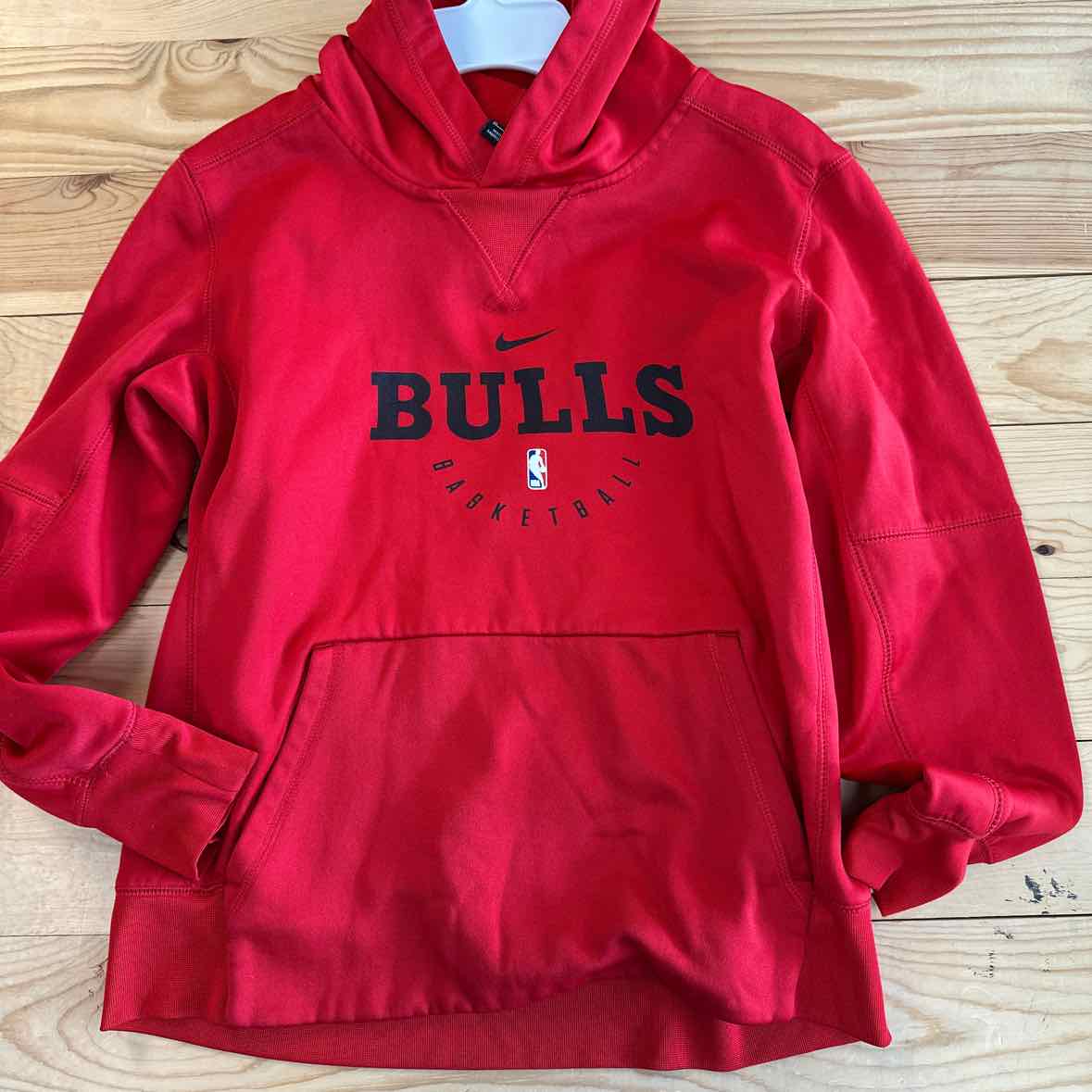 NIKE BULLS HOODIE M