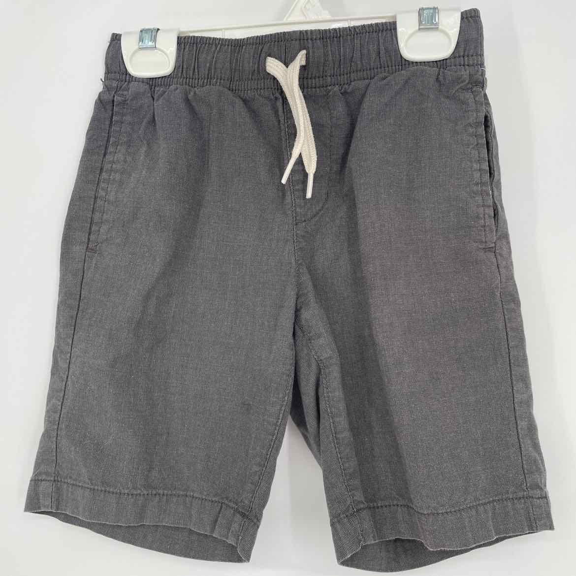 OLD NAVY SHORTS 6-7