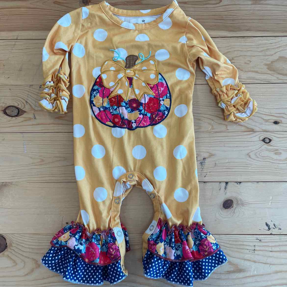 MARIE NICOLE PUMPKIN OUTFIT 3-6 MOS