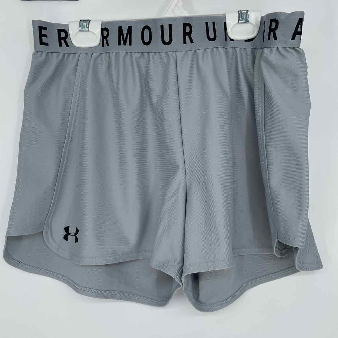 UNDER ARMOUR SHORTS M