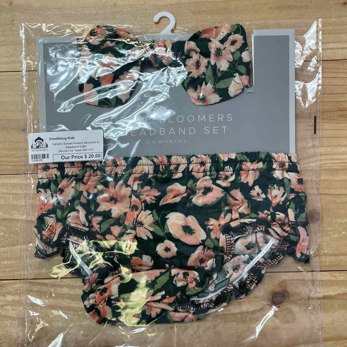 NEW! NEW CASTLE RUFFLE BLOOMERS & HEADBAND SET 0-6 MOS
