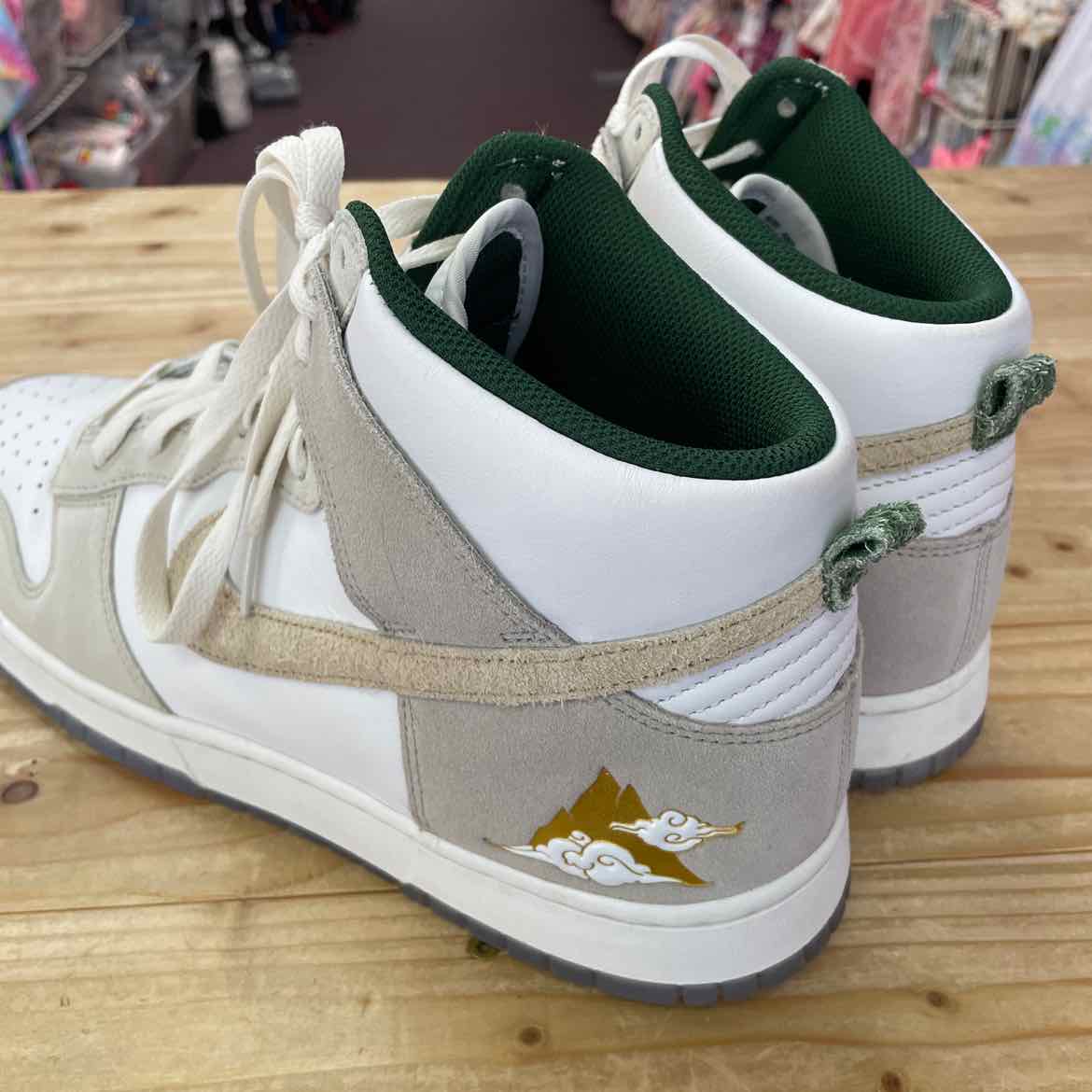 NIKE DUNK HIGH SHOES 13