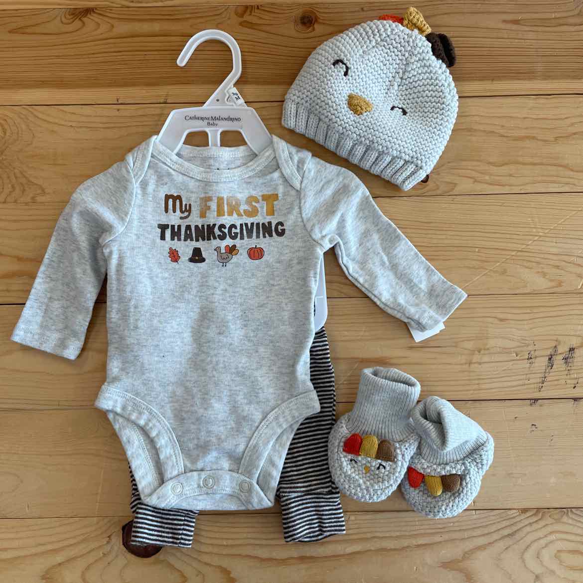 CARTER'S THANKSGIVING 4 PCS NEWBORN