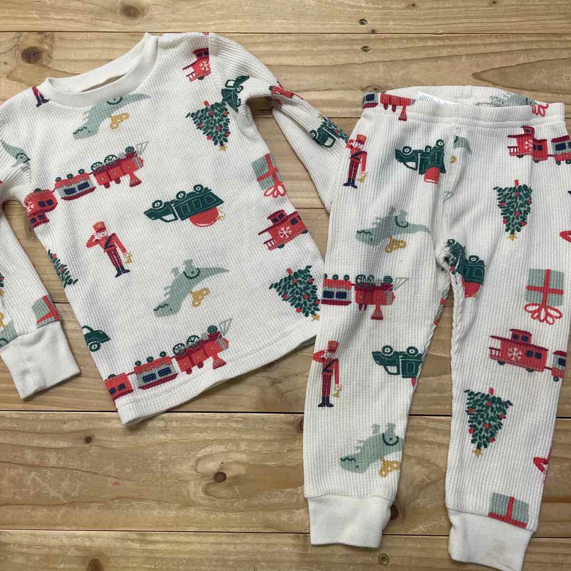 CARTER'S CHRISTMAS PJS 12 MOS