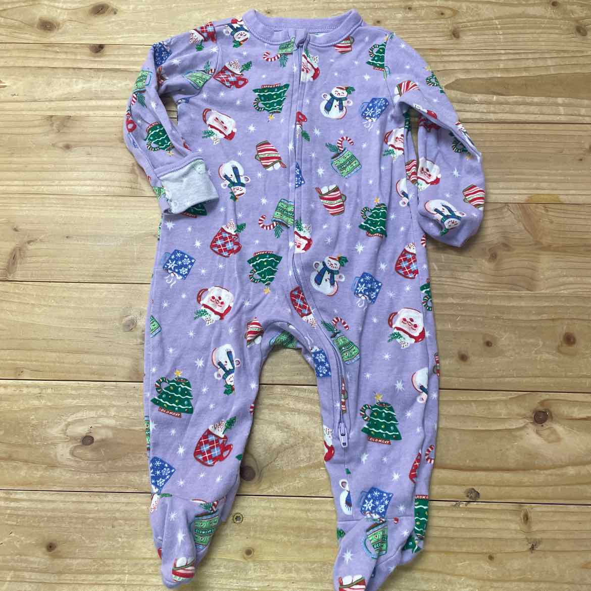 OLD NAVY LILAC CHRISTMAS SLEEPER 6-9 MOS