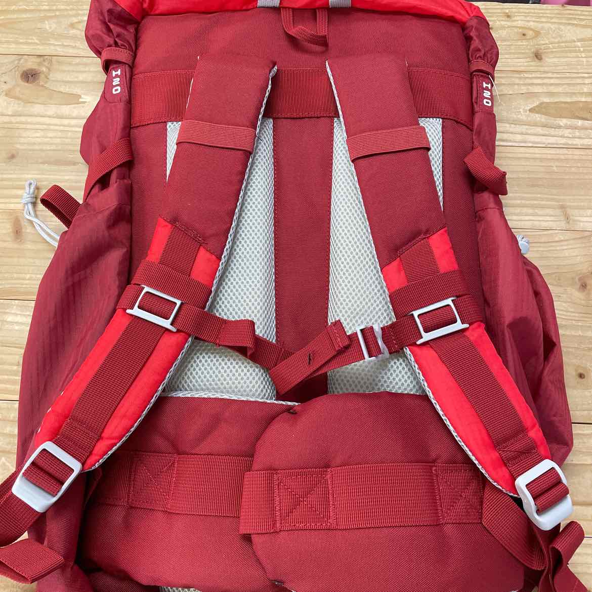 NEW! OZARK TRAIL HIKING BACKPACK