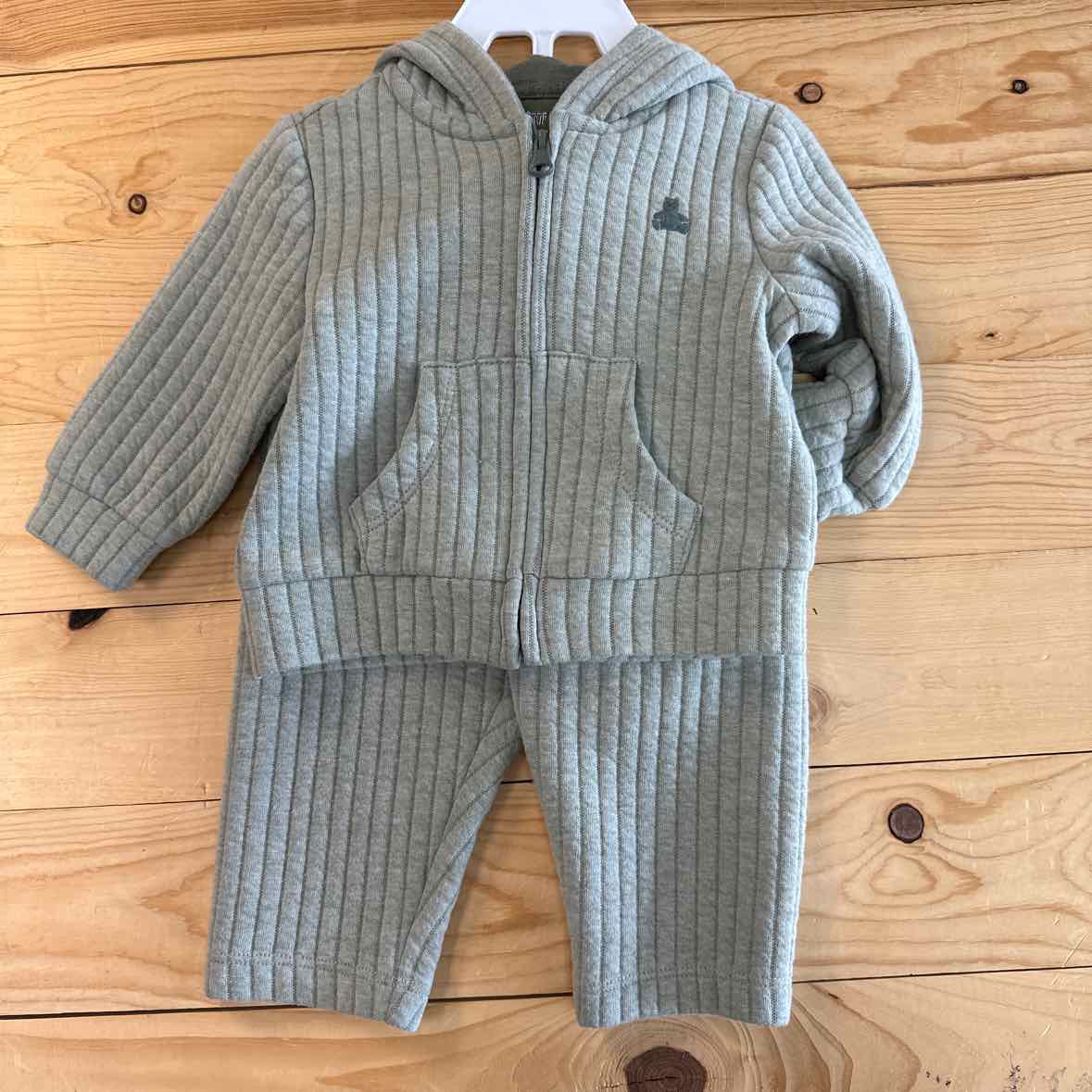 GAP OUTFIT 3-6 MOS