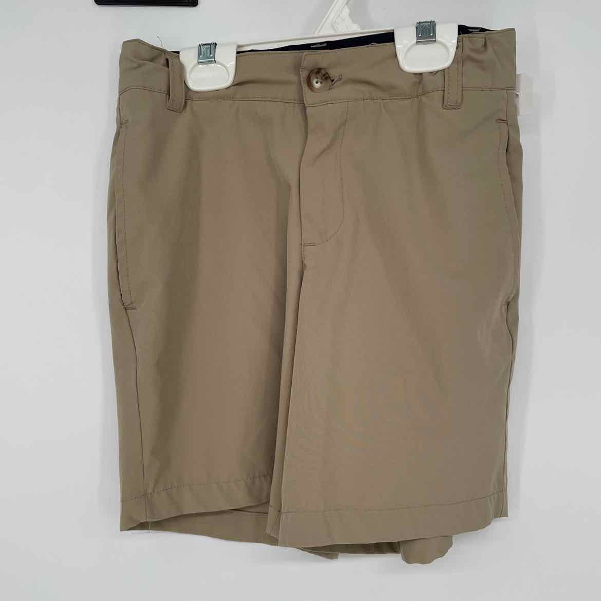 CROWN & IVY SHORTS 8