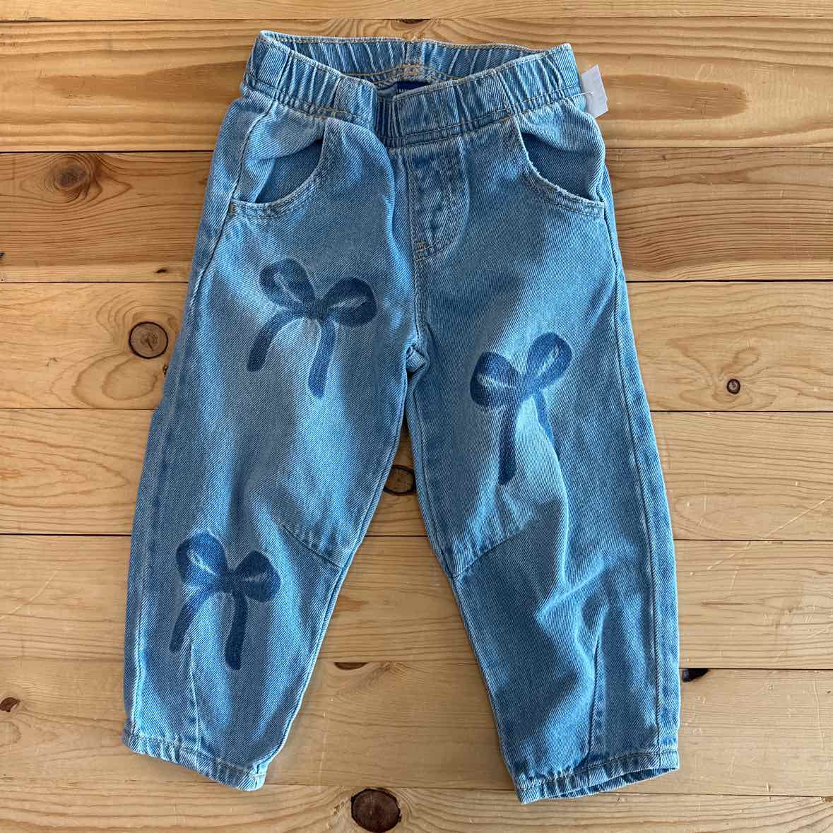 OLD NAVY BOW JEANS 3T