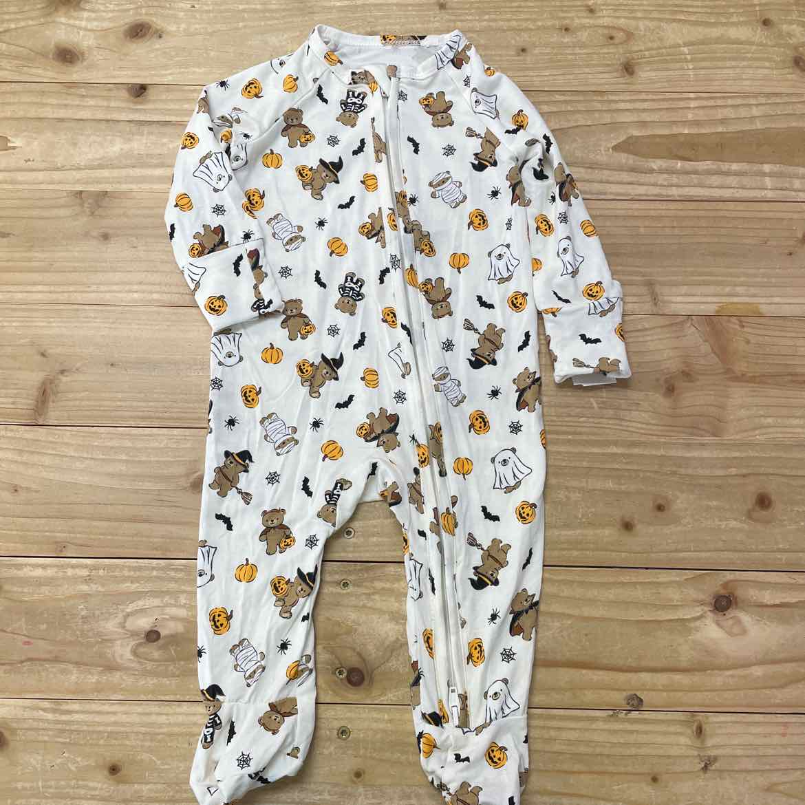 LITTLE STITCH BAMBOO HALLOWEEN SLEEPER 6 MOS