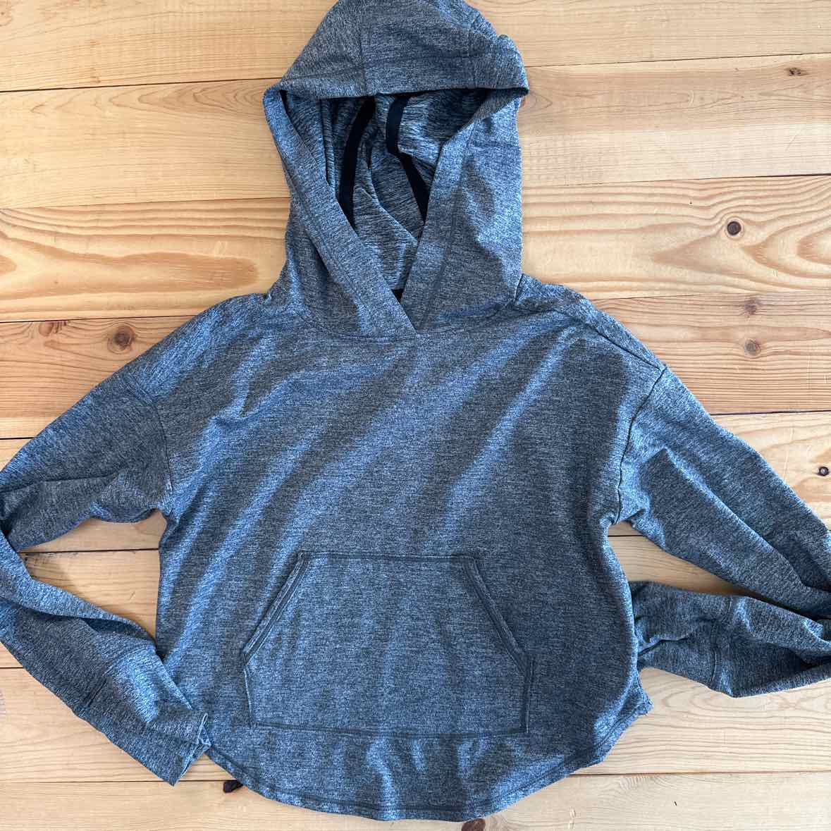 ALL IN MOTION HOODED SHIRT 8