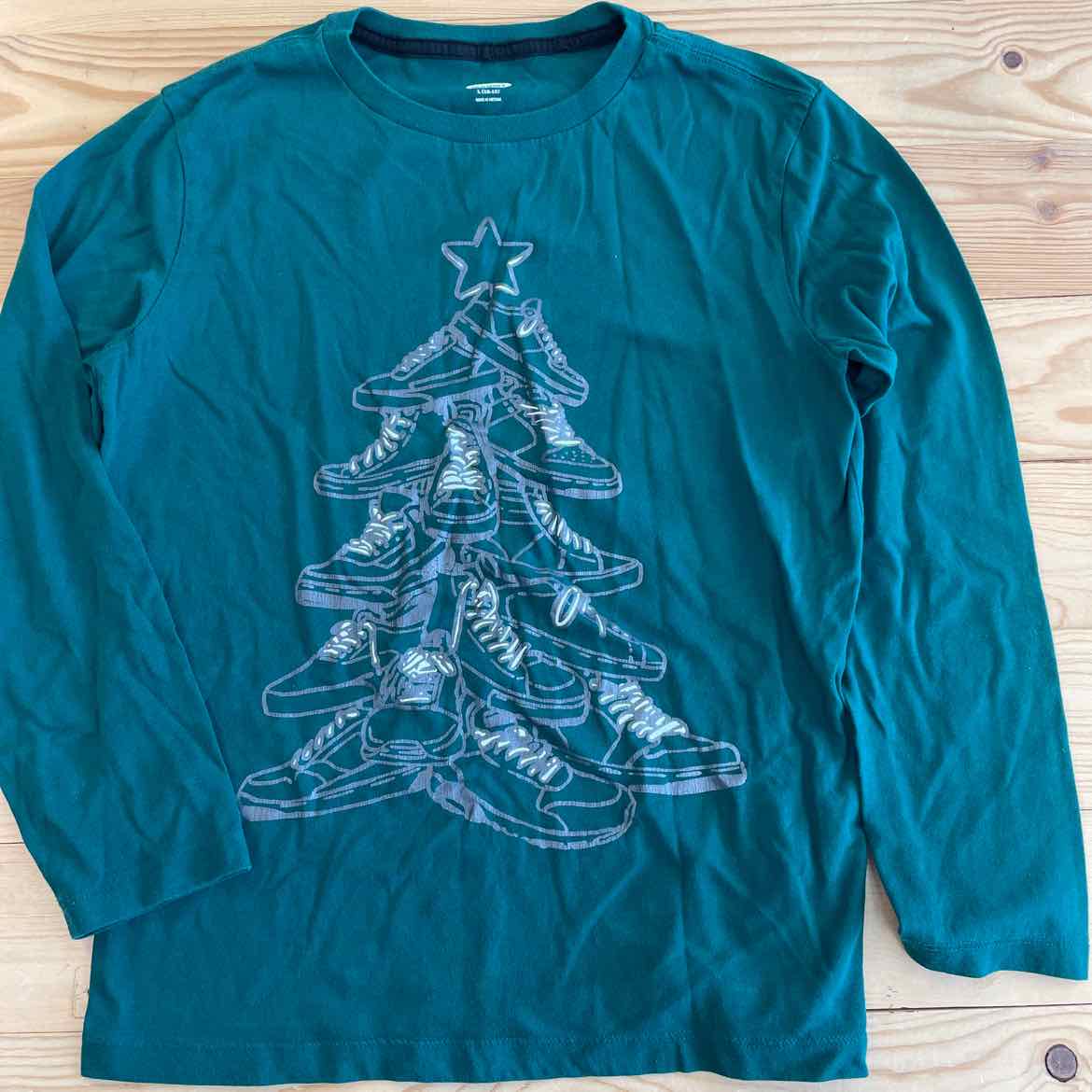 OLD NAVY CHRISTMAS SHIRT 10