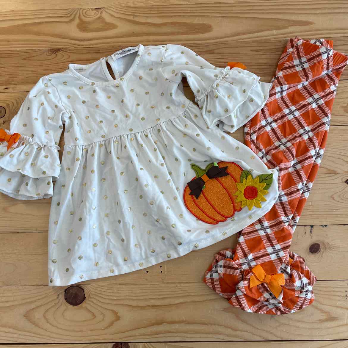 RARE EDITIONS OUTFIT 3T