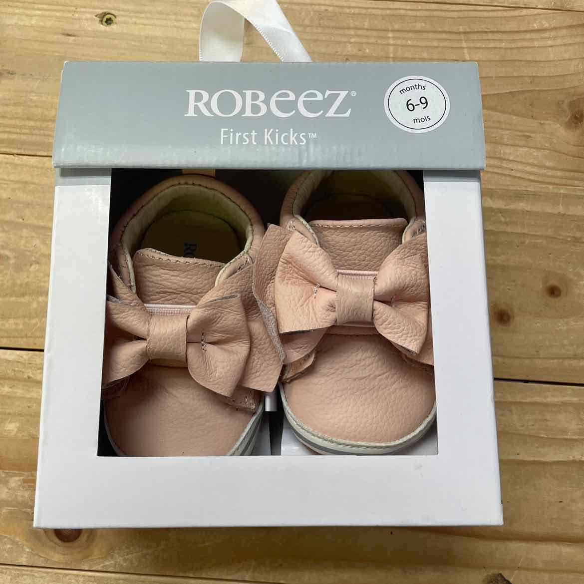 ROBEEZ PINK BOW SHOES 6-9 MOS