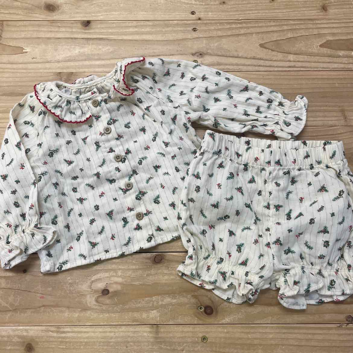 CLOUD ISLAND CHRISTMAS OUTFIT 3-6 MOS