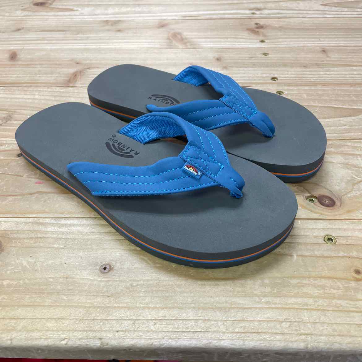 RAINBOW FLIP FLOPS 2/3