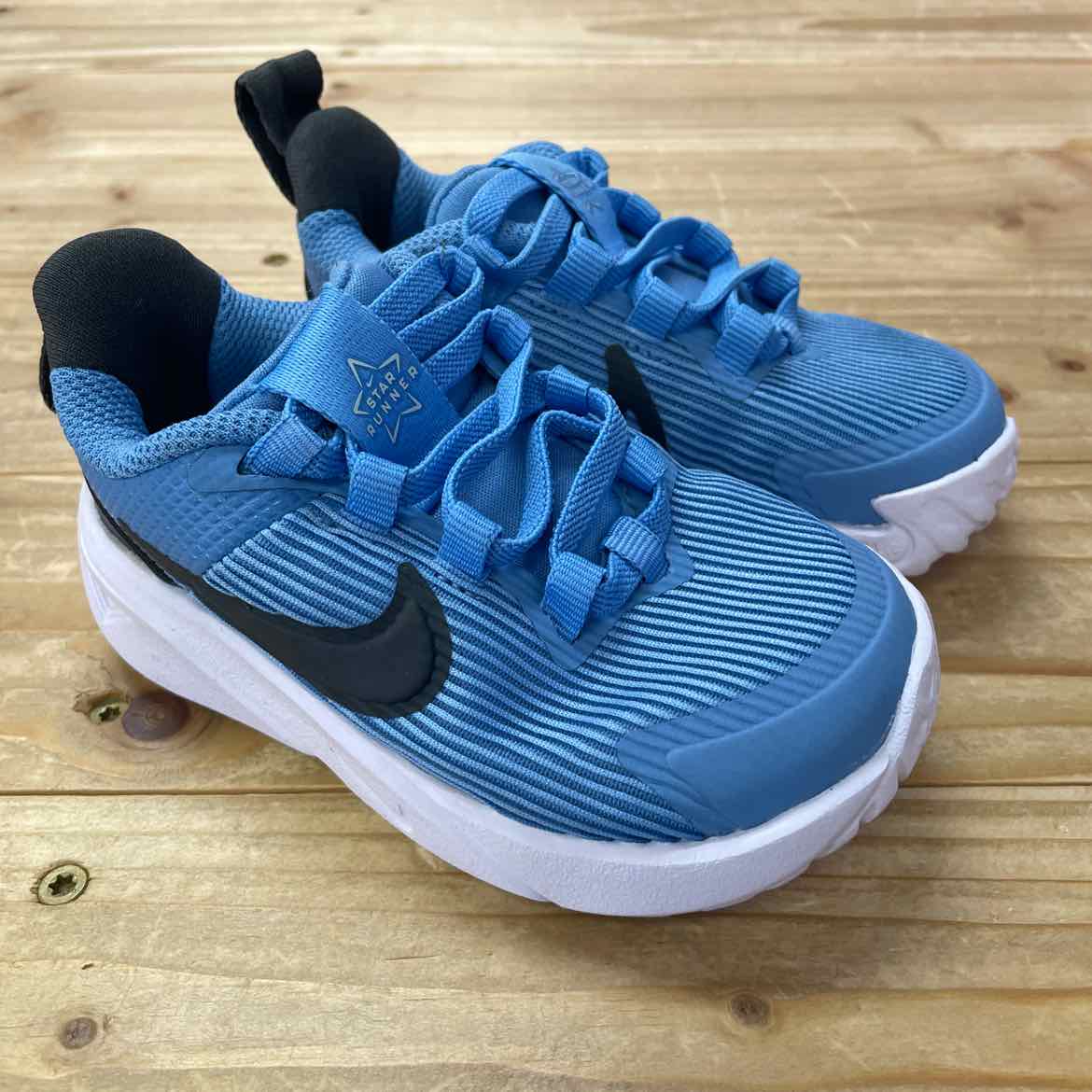 NIKE BLUE/BLACK TENNIS SHOES 6 INFANT