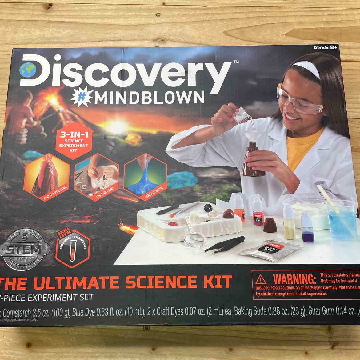 NEW! DISCOVERY ULTIMATE SCIENCE KIT