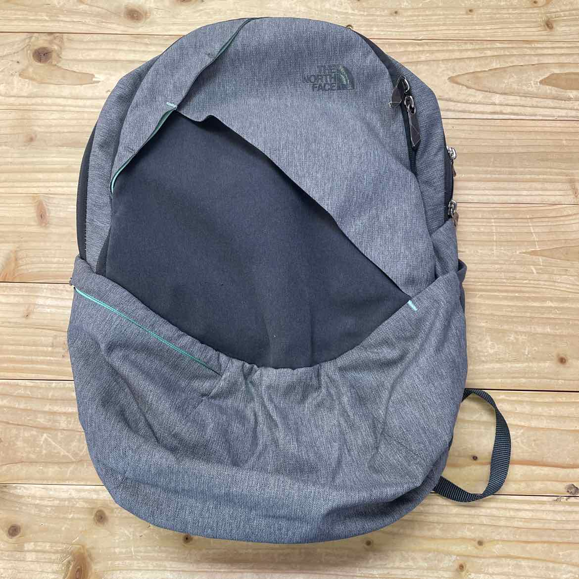 NORTH FACE GRAY BACKPACK