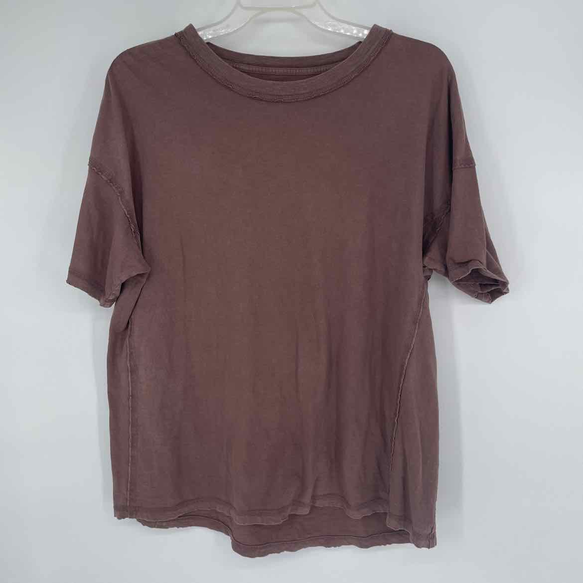 AERIE BROWN T SHIRT M