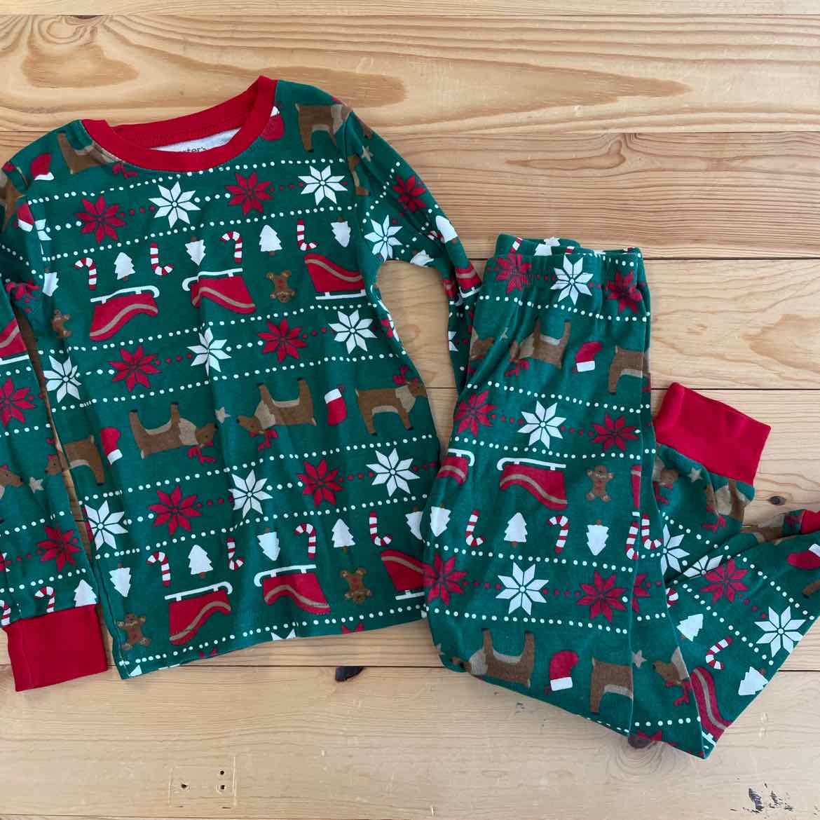 CARTERS CHRISTMAS PAJAMAS 4T
