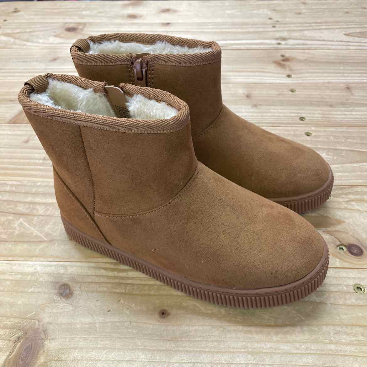 CAT & JACK BROWN LINED BOOTS 12