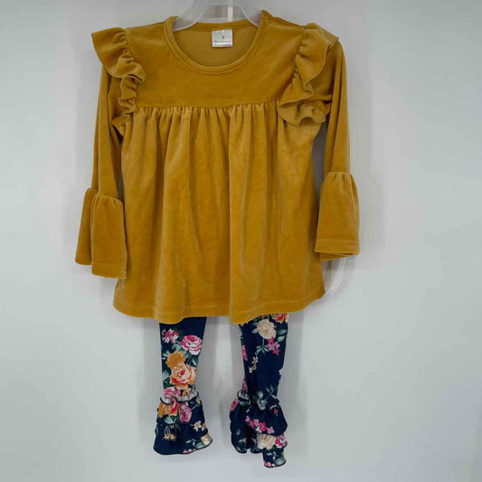 MUSTARD VELOUR/NAVY FLORAL OUTFIT 5