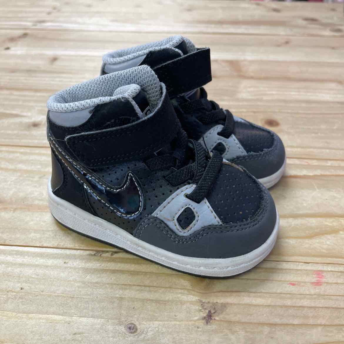NIKE FORCE 3C