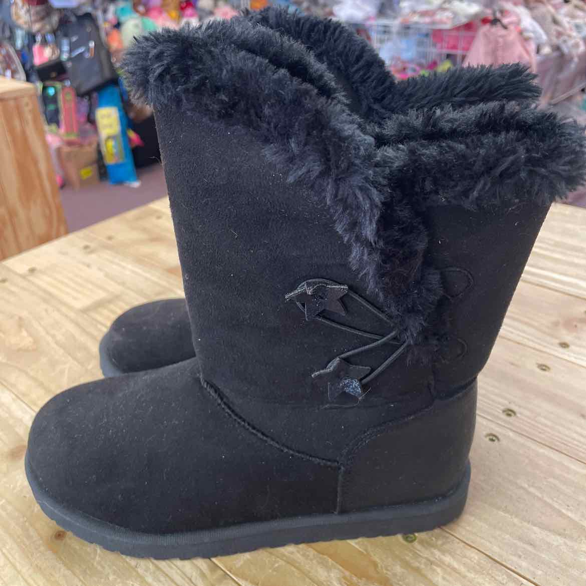 NEW! FAB KIDS BLACK BOOTS 3