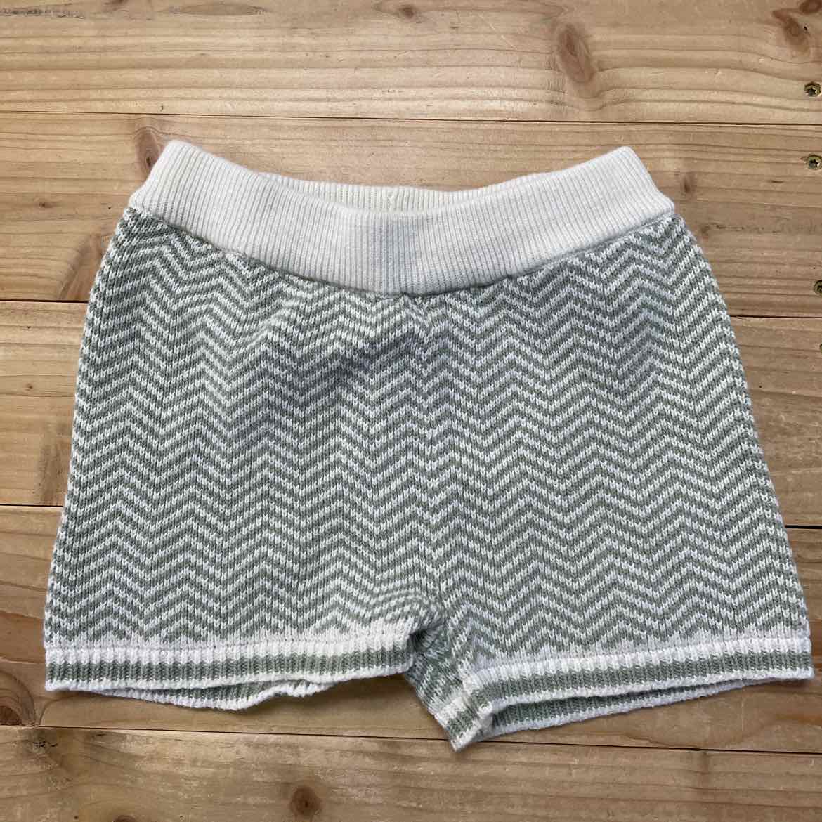 TAHARI OUTFIT 24 MOS