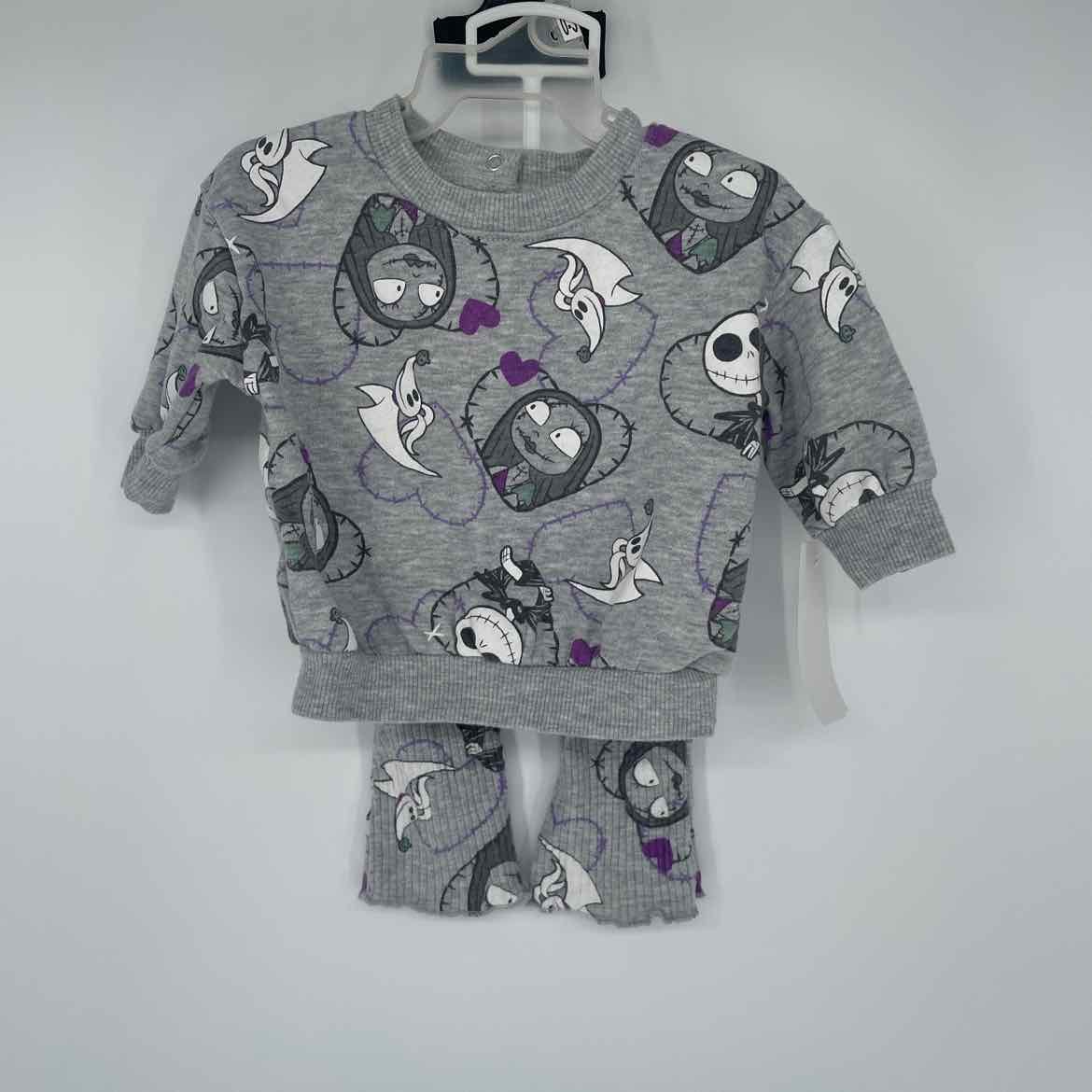 NIGHTMARE BEFORE CHRISTMAS OUTFIT 0-3 MOS