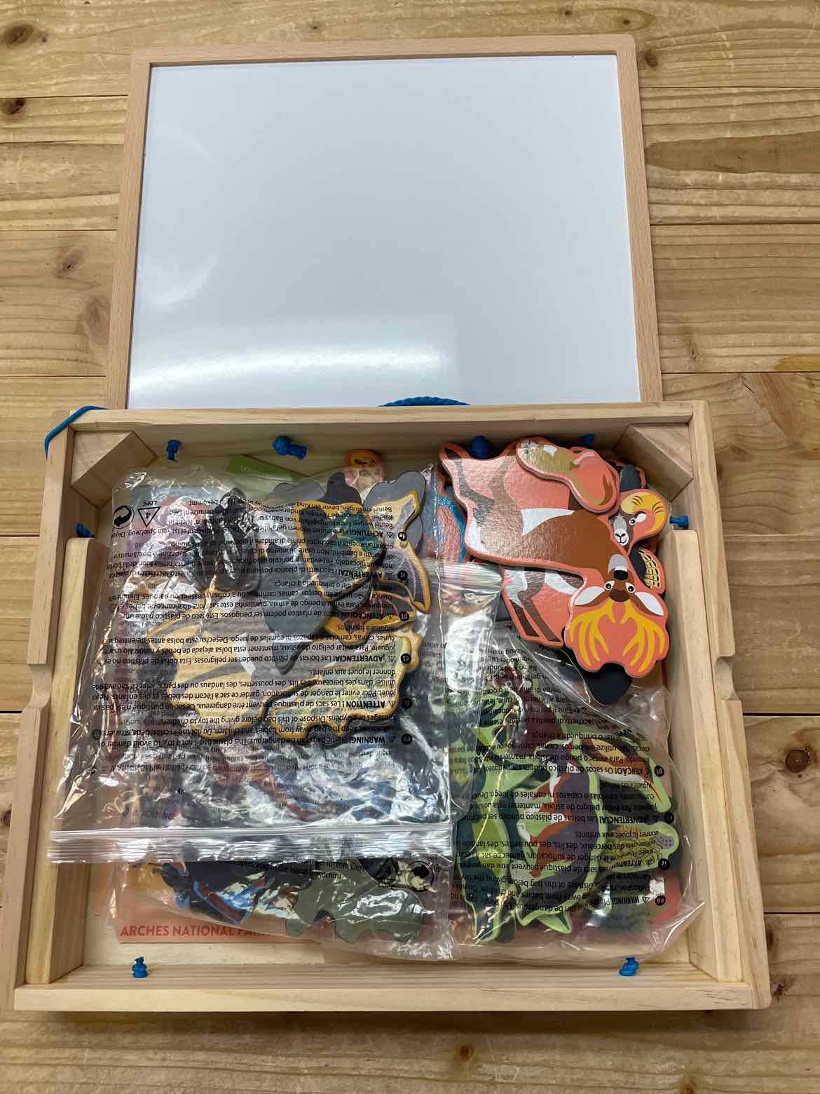 MELISSA DOUG NATIONAL PARK MAGNETIC GAME