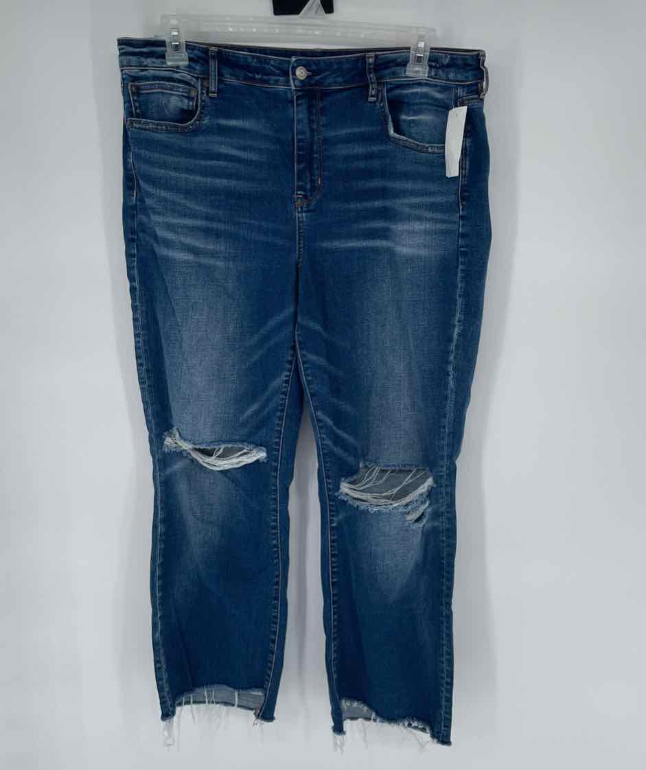 AMERICAN EAGLE HI-RISE CROP FLARE JEANS 16