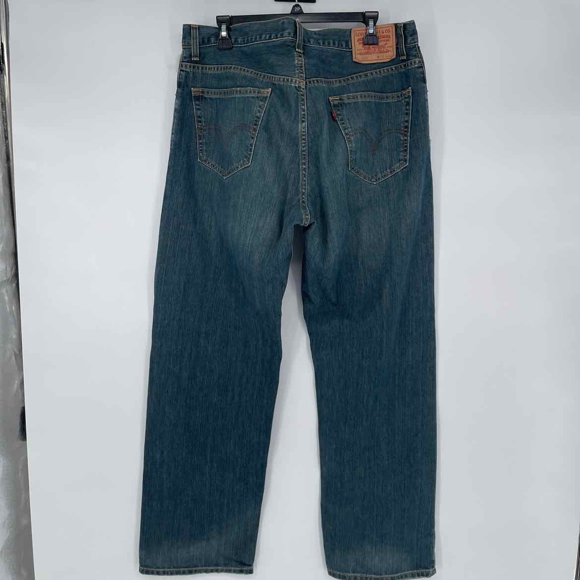 LEVI'S STRAIGHT JEANS 36X32