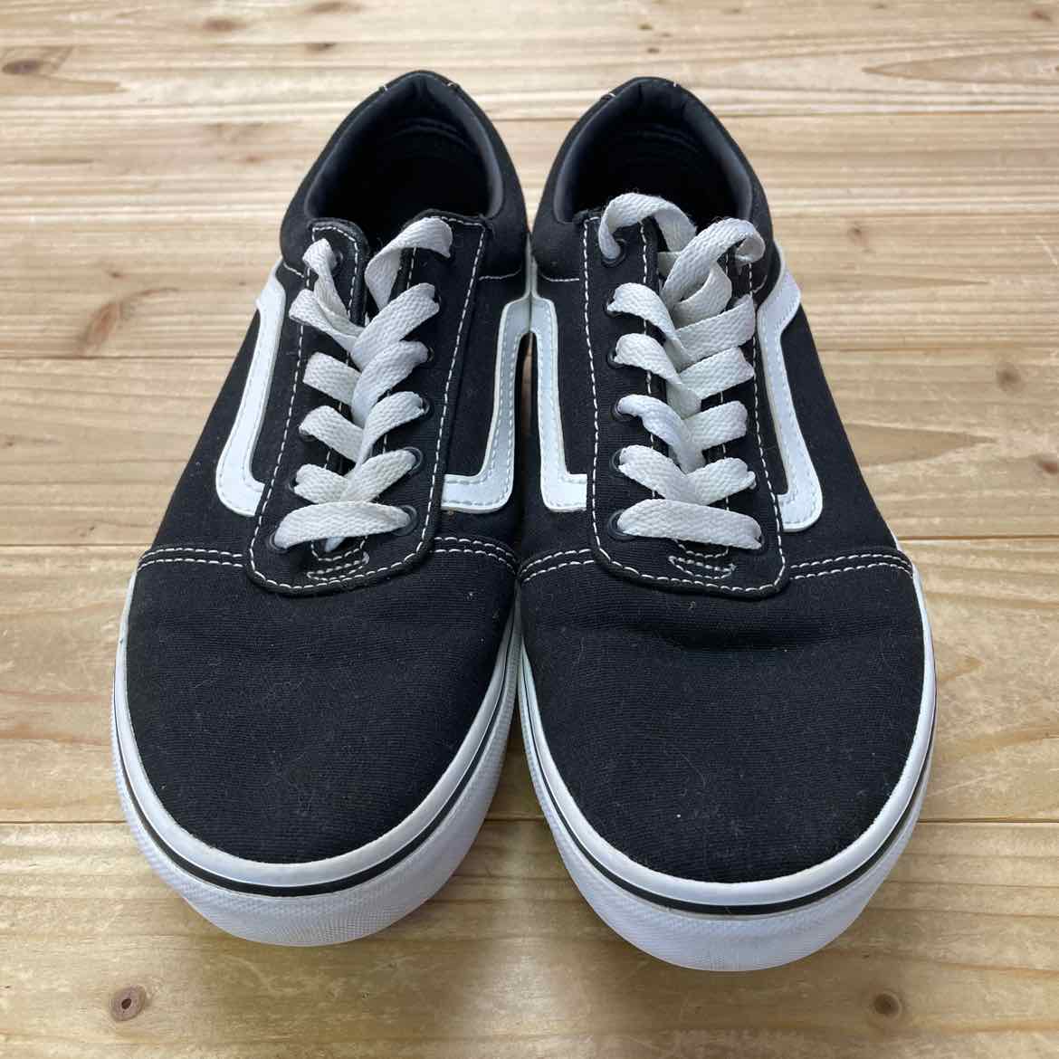 VANS BLACK SHOES 4.5
