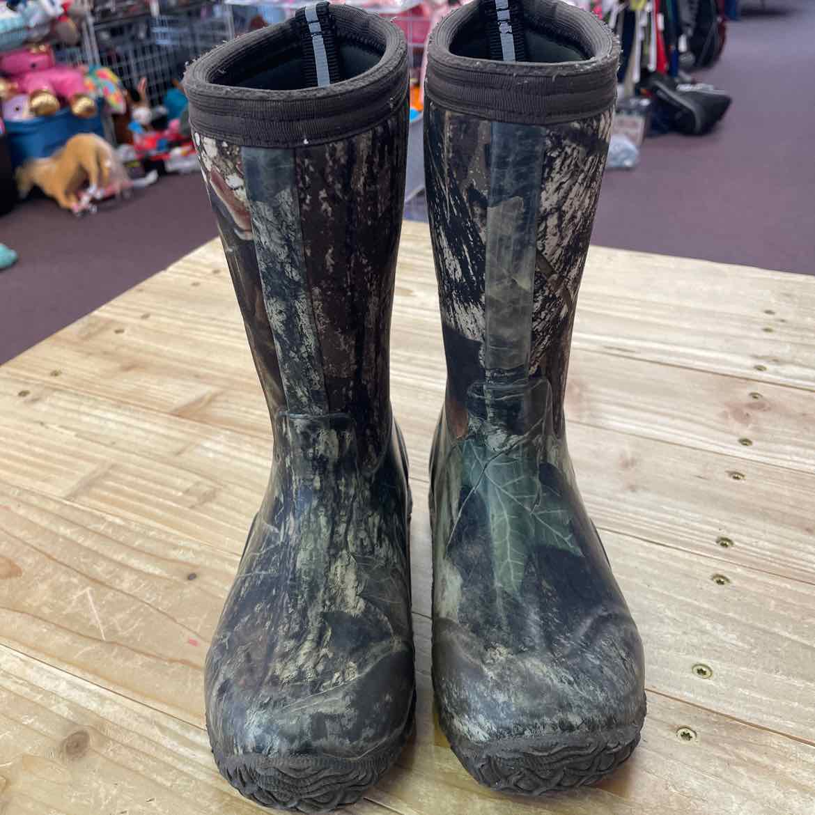 MUCK CAMO BOOTS 11