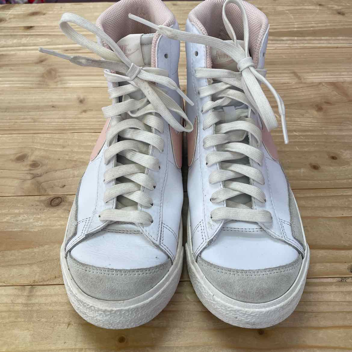 NIKE BLAZERS MID SHOES 5Y