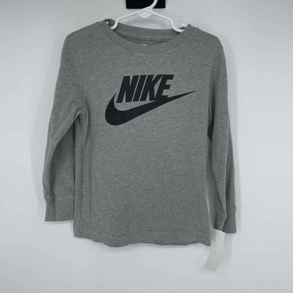 NIKE GREY SHIRT 5
