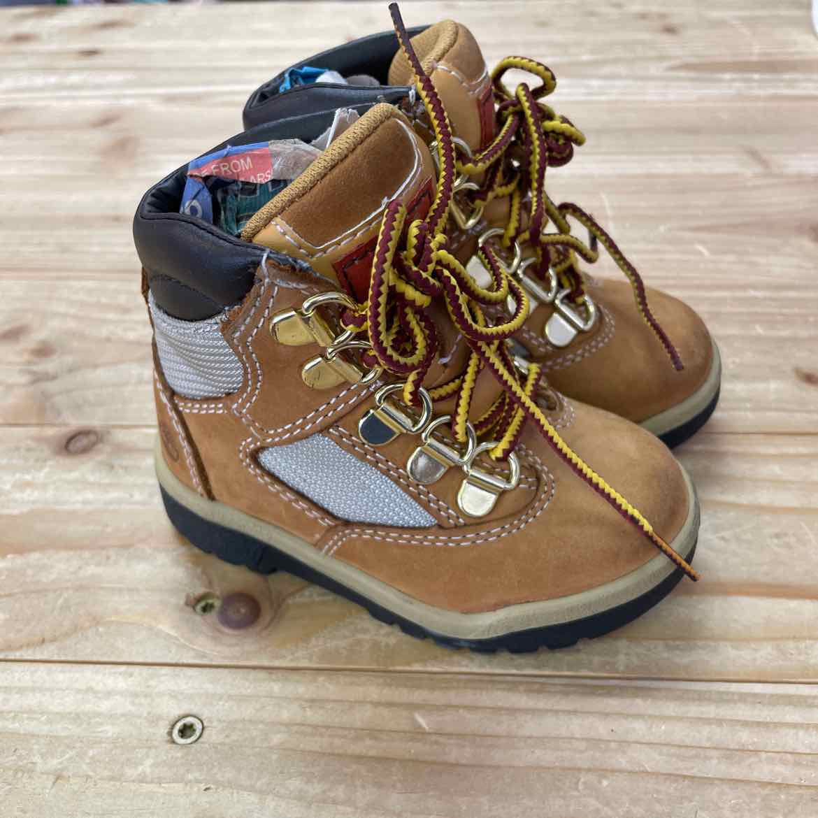 TIMBERLAND BOOTS 6 TODDLER