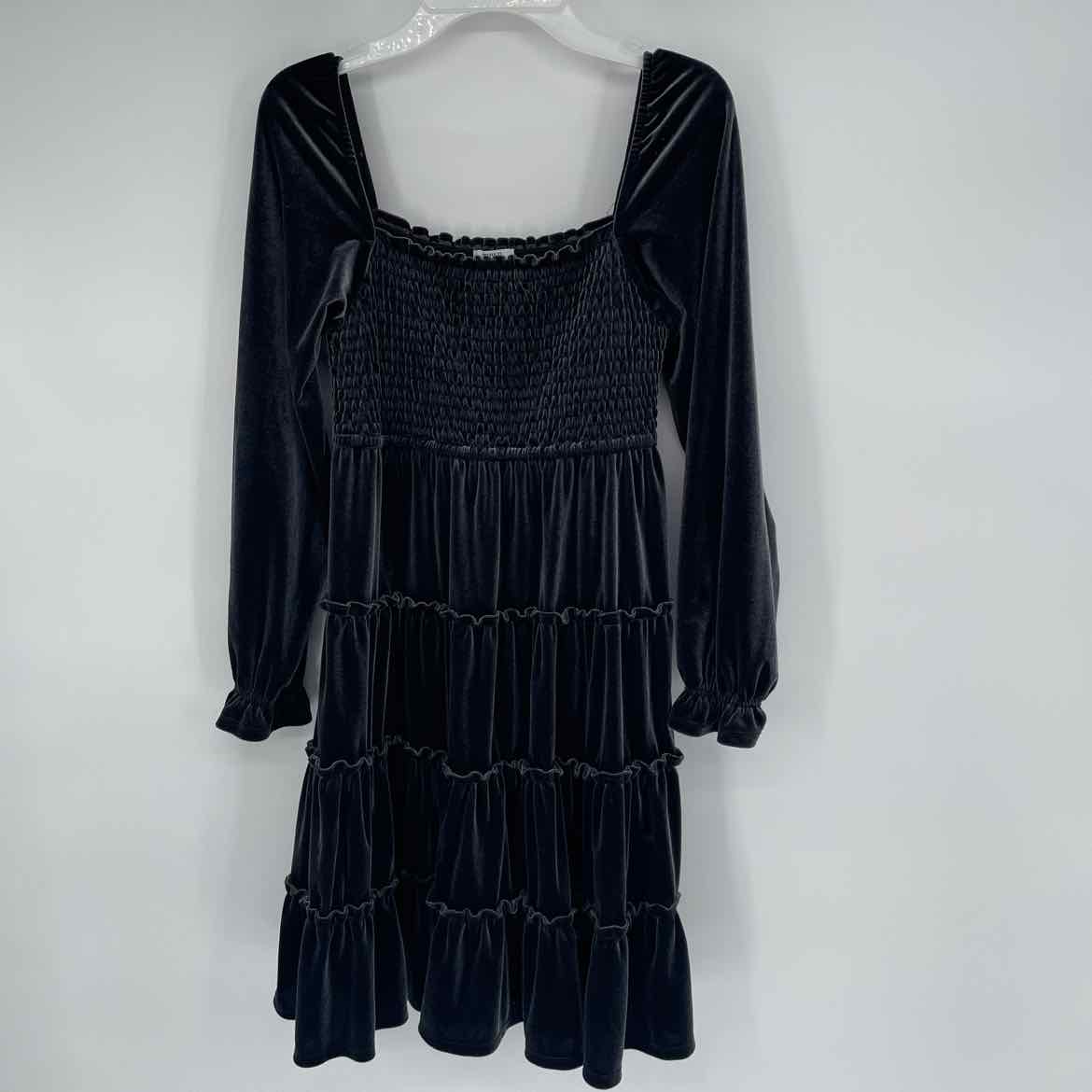 CROWN & IVY GREY VELVET DRESS L