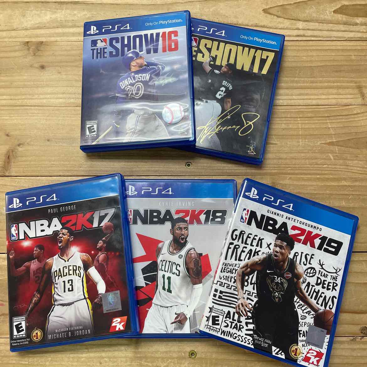 PS4 CONSOLE WITH GAMES