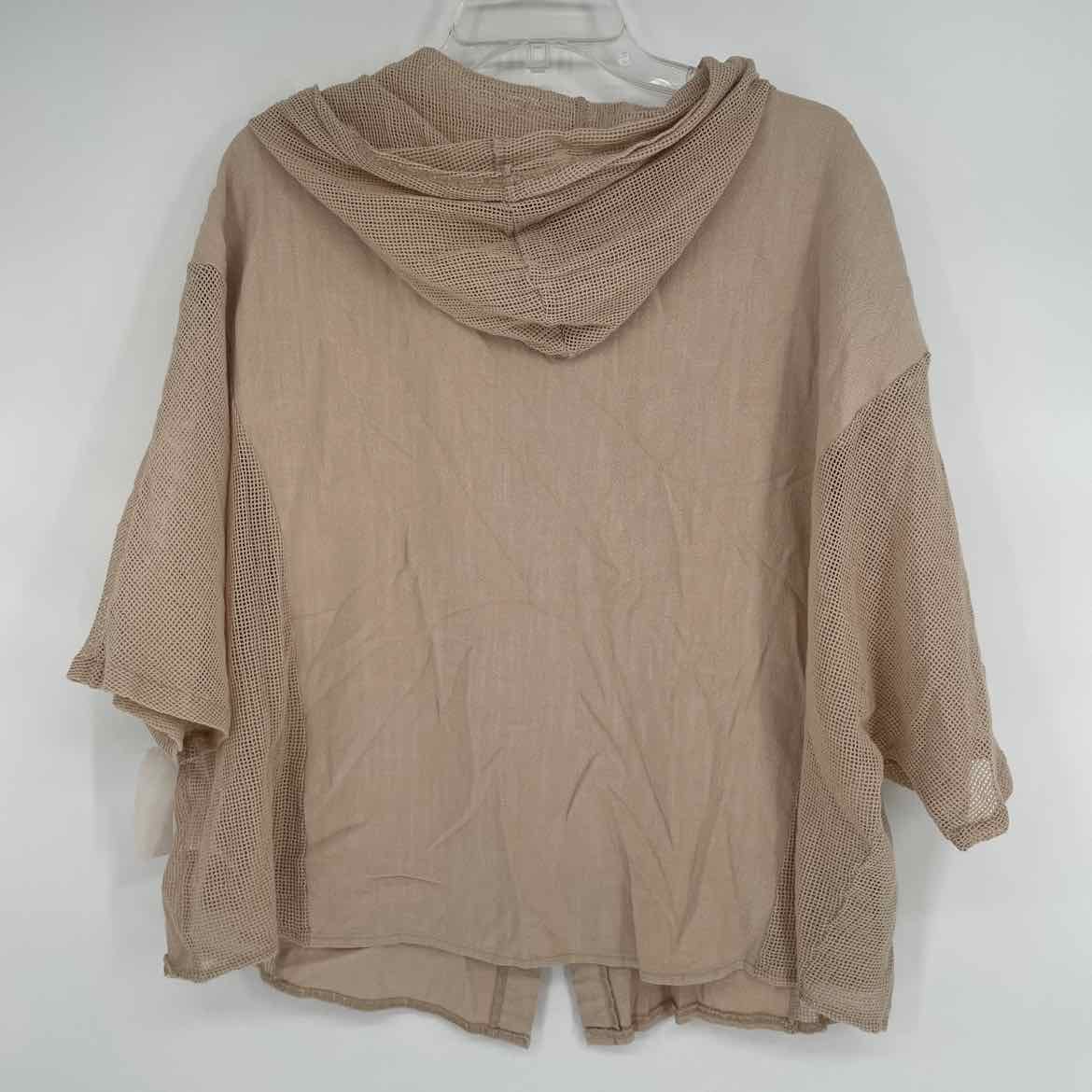 EASEL SHIRT L