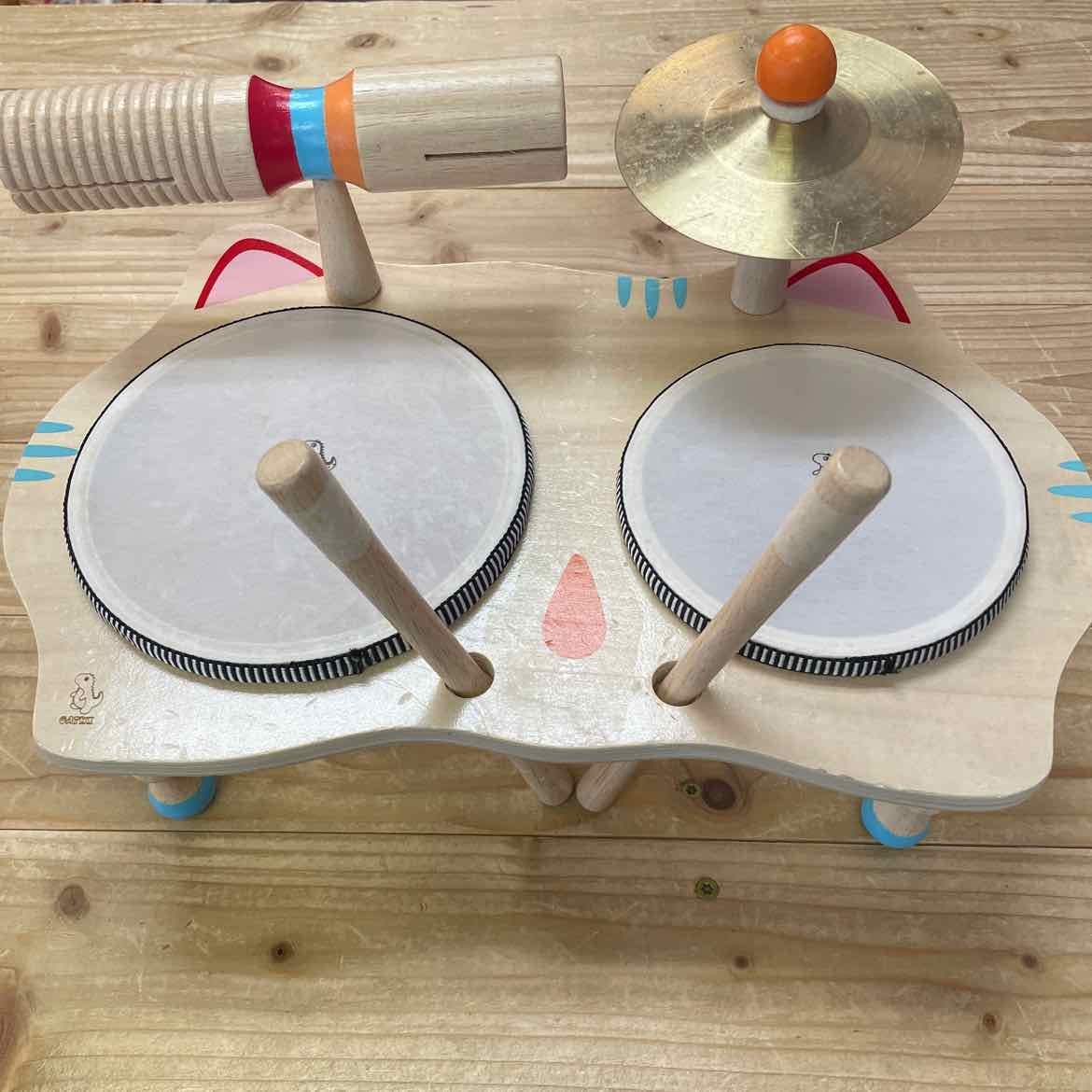 TODDLER WOODEN DRUM SET